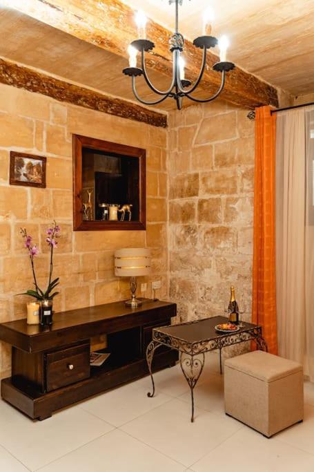 Enchanting 2Bdr Townhouse In Valletta Centre! Exteriér fotografie