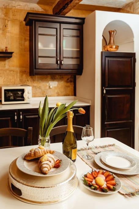 Enchanting 2Bdr Townhouse In Valletta Centre! Exteriér fotografie